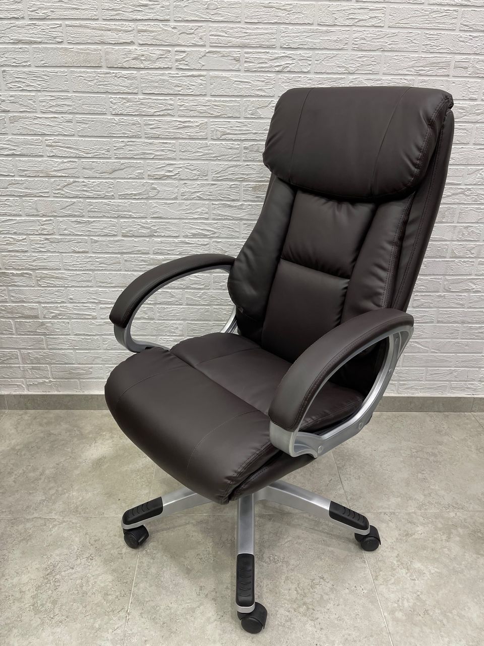 Sigma HB, brown