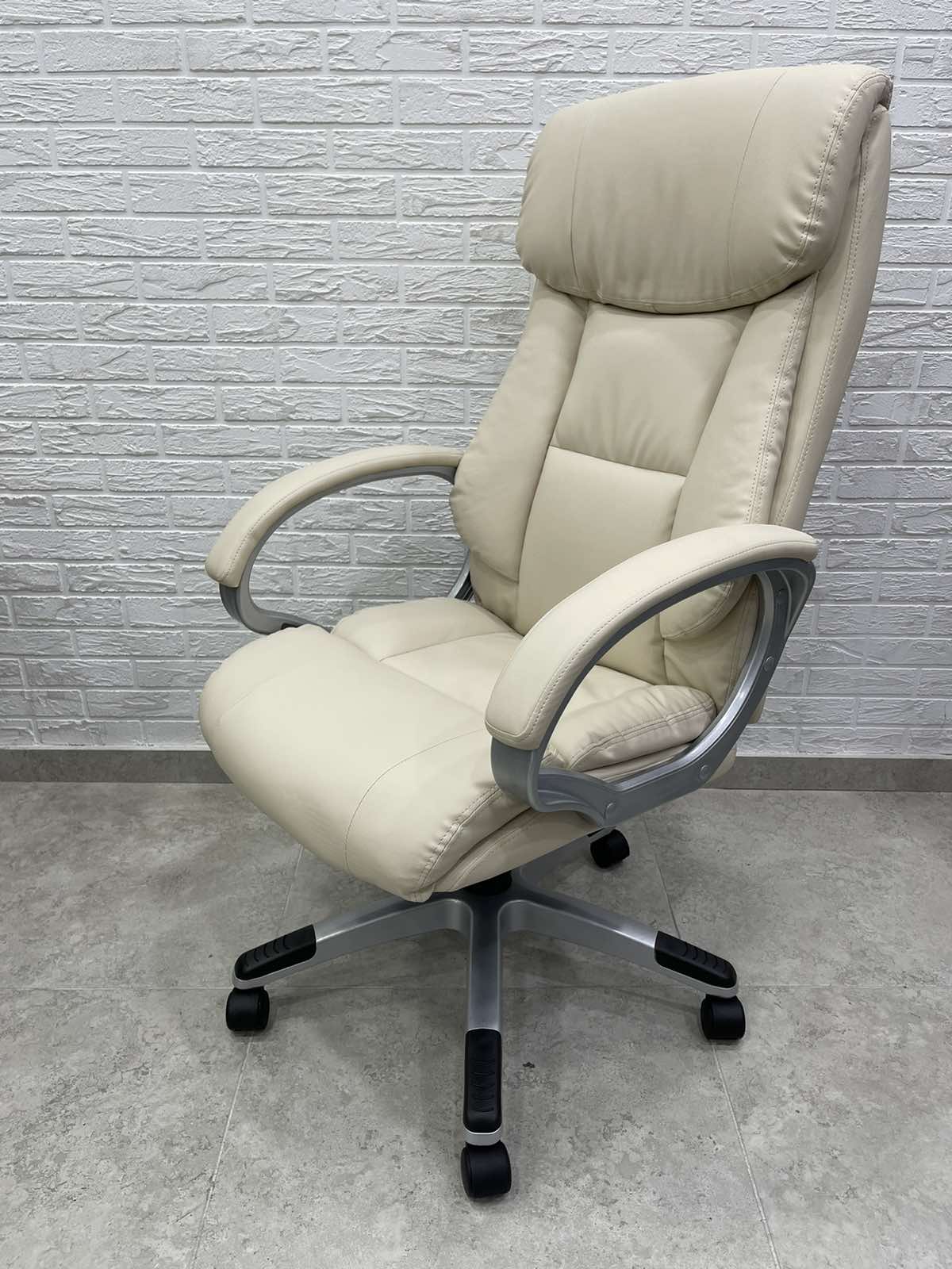 Sigma HB, cream
