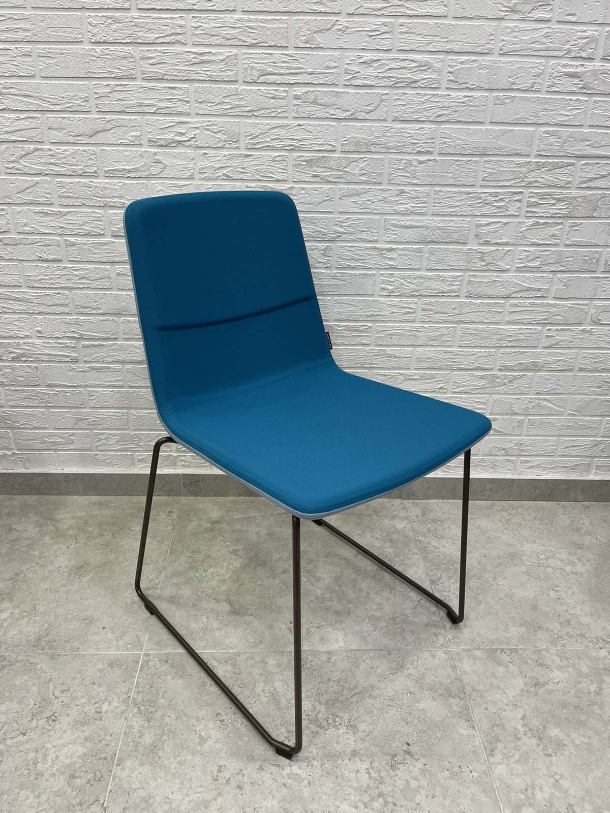Twist&Sit, L03L07S1