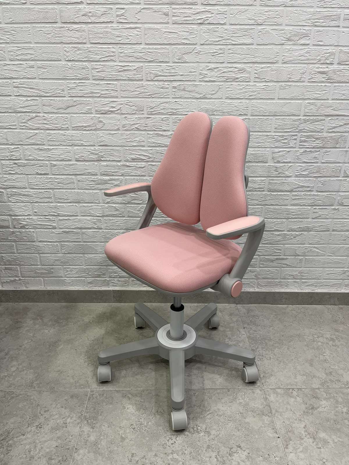 Ergo-KID-001, pink